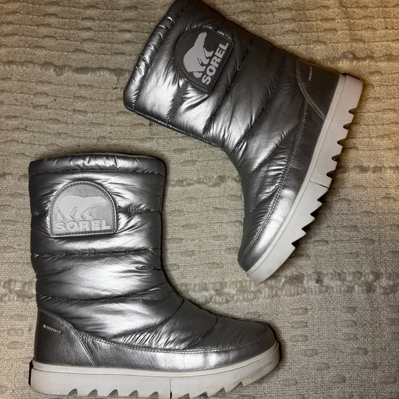 SOREL Joan of Arctic Next Lite Padded Metallic Boots - Picture 9 of 13